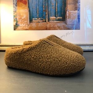 Bombas Slippers size 5
